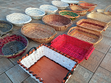 Cesti in vimini di varie misure