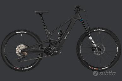 canyon torque on cf8 2024 batteria  900Wh 2025