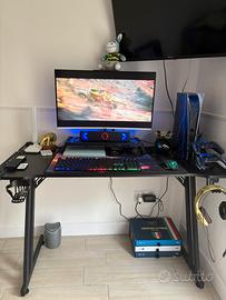 Scrivania da gaming in fibre di carbonio con led