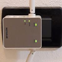 Netgear AC750 (EX3700) WiFI Range Extender
