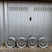 Set cerchi Audi 17 pollici