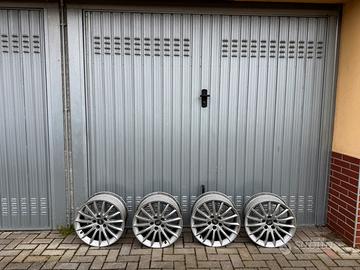 Set cerchi Audi 17 pollici
