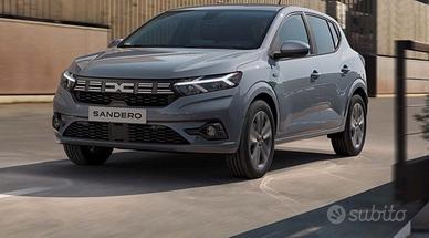 New Dacia Sandero 2023 per ricambio