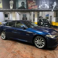 Alfa Romeo Giulia 2.2 Turbodiesel 210 CV AT8 AWD Q