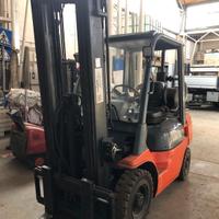 CARRELLO ELEVATORE TOYOTA F25
