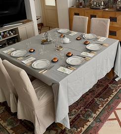 Tavolo in legno quadrato  misura 1,50