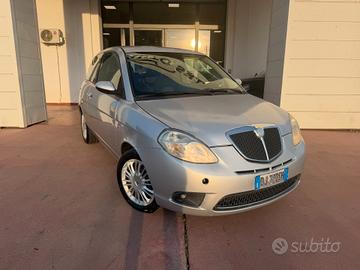 Lancia Ypsilon 1.2 Argento