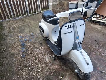 vespa cinquanta