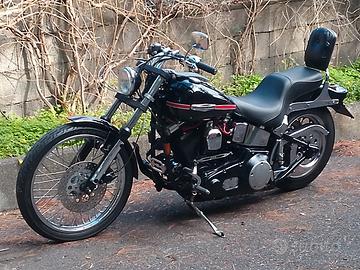 Harley Davidson Softail custom come nuovapermuto