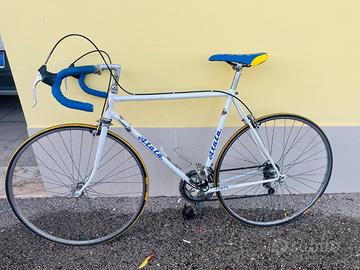 Bici da corsa storica ATALA bianco FONDRIEST 1982