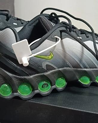 scarpe Nike nuove 
