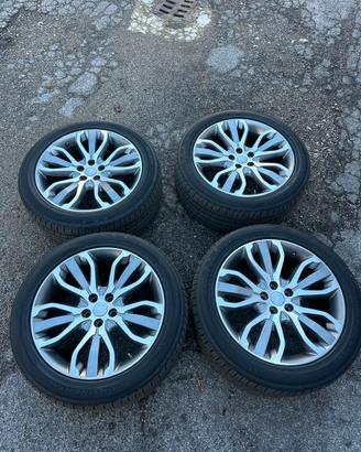 275/45R21(110Y) Cerchi +gomme