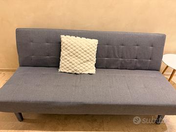 divano letto  grigio