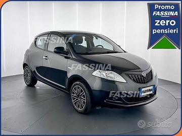 Lancia Ypsilon 1.0 firefly hybrid Silver Plus...