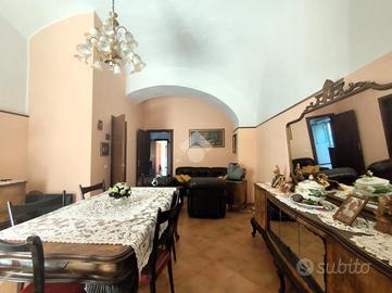 CASA DI CORTE A SAN FELICE A CANCELLO