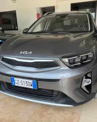 Kia Stonic 1.2 mpi urban Km 15000