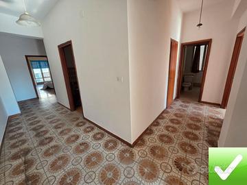 Ampio Appartamento Via Sbarre Centrali 158 Mq