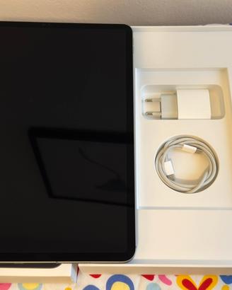 Ipad Pro 12.9 - inch (6th Generation) wi-fi + Cell