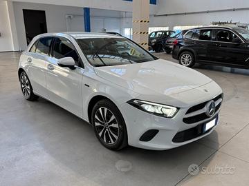 MERCEDES-BENZ A 250 e EQ-Power Business Extra -