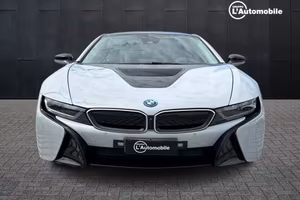 BMW i8 Coupe 1.5 auto