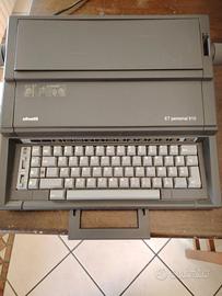 macchina da scrivere Olivetti 