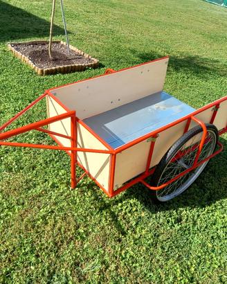 carrello da giardino vintage