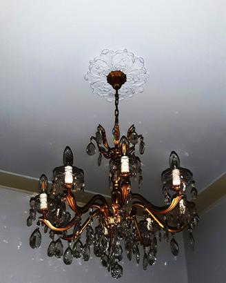 Lampadario di Murano (VE) a gocce, stile francese.