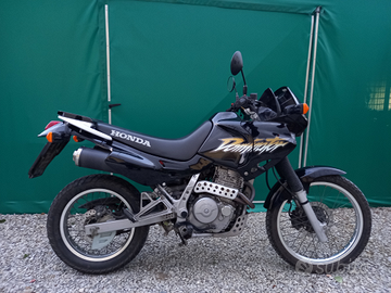 Honda dominator nx 650