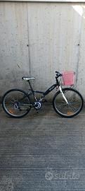 bicicletta B Twin 24 pollici