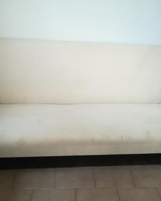 divano letto matrimoniale bianco 
