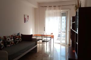 Ampio bilocale vicino Ospedale Bassini-Multimedica