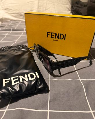 Occhali da sole fendi