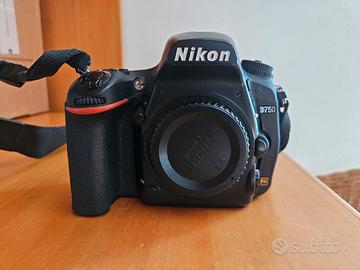 Nikon D750 usata in condizioni perfette