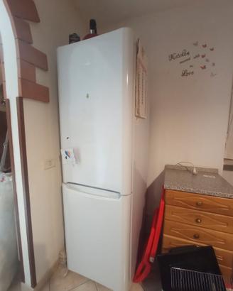 Frigorifero indesit combinato h 1.90cm