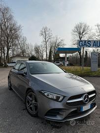Mercedes Classe A 200D Premium AMG Line 