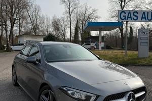 Mercedes Classe A 200D Premium AMG Line 