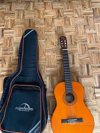Chitarra classica con custodia e libri base
