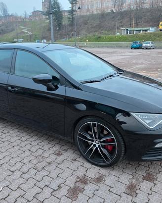 Seat leon cupra 2.0TSI DSG cv300 valutiamo usato /