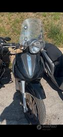 Beverly 500 Cruiser