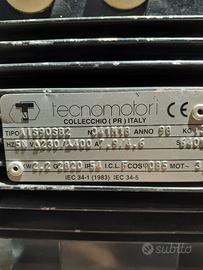 Motore asincrono trifase