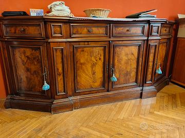 credenza '800 con 4 ante e 4 cassetti in noce