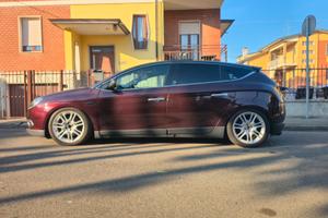 lancia delta 2.0 mtj 