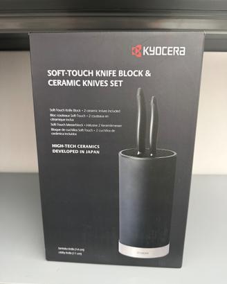 Set coltelli ceramica Kyocera + ceppo Soft-Touch