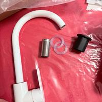 Rubinetto nuovo color bianco