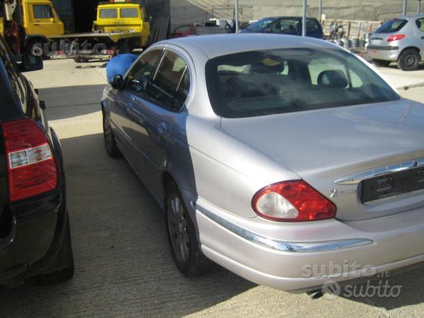 JAGUAR X TYPE 2.5 v6 - 4 wd Ricambi