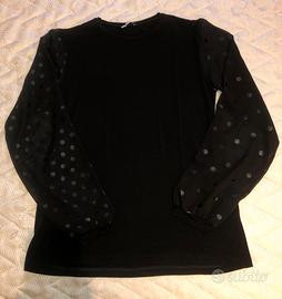 Maglietta nera con maniche in velo a pois