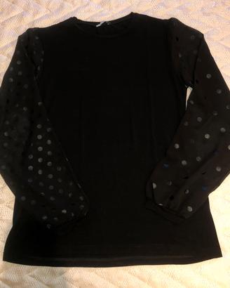 Maglietta nera con maniche in velo a pois