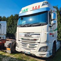 Trattore stradale DAF XF 510