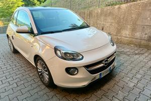 Opel Adam 90cv