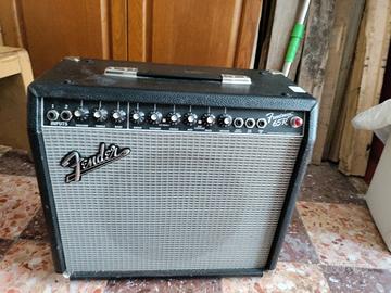 amplificatore musicale marca Fender mod. Frontman 